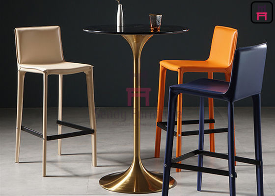 خرید صندلی رستوران چوبی جامد با طراحی ارگونومیک در رنگ های چوب گردو و میپل online manufacture