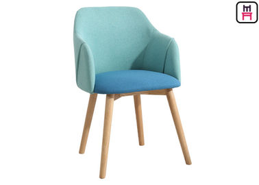 رنگ کنتراست پارچه پارچه کتانی صندلی رستوران صندلی مخملی Aden Arm Ash Wood Chair