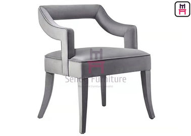صندلی های رستوران چوبی Backrest Hollowed کاملا اثاثه یا لوازم داخلی خاکستری مخملی
