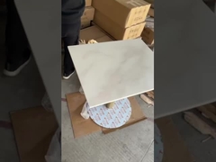 میز مرمری Marmo Calacatta با پایه فولادی ضد زنگ طلایی برس خورده برای رستوران / هتل