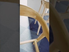 صندلی ناهار خوری چوب خاکستری با روکش چرمی پشتی منحنی مشکی لاکی